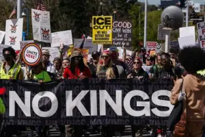 Amerikan demokrasisinin çöküşü üzerine (3)